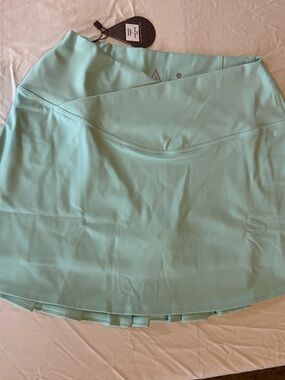Adair L Canal Blue Pleated Golf Skort Built-in Shorts NWT